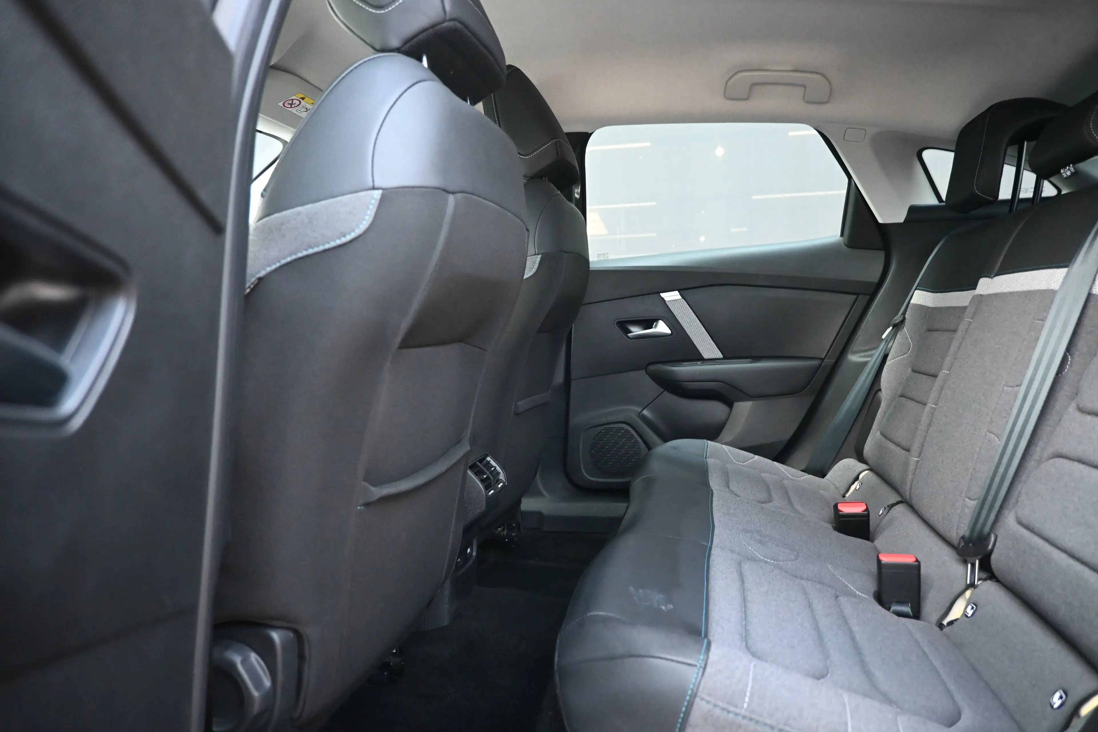 Citroen E-C4 Electric You 50 kWh 3 Fase | Navigatie by App | Achteruitri — photo 8