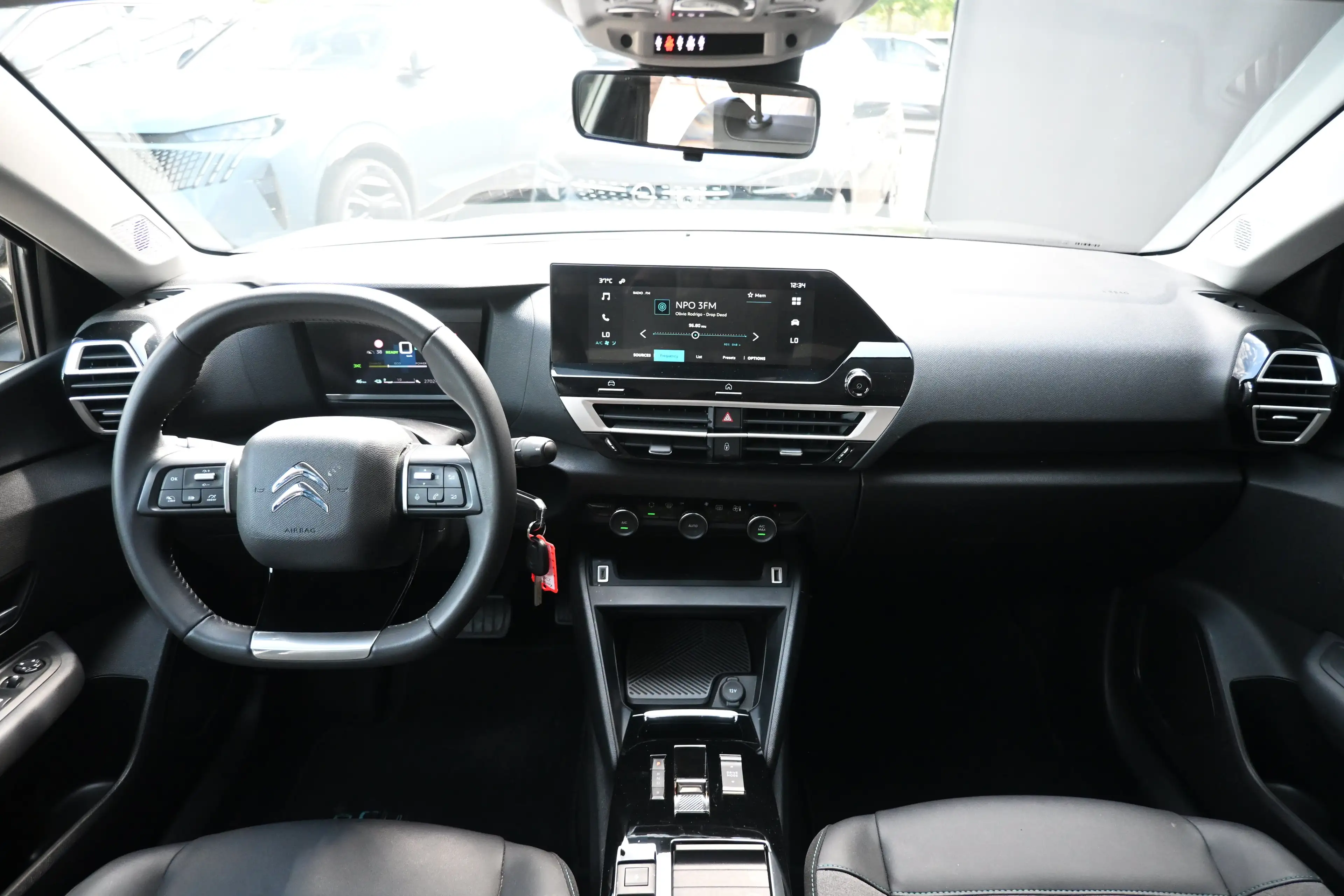 Citroen E-C4 Electric You 50 kWh 3 Fase | Navigatie by App | Achteruitri — photo 10