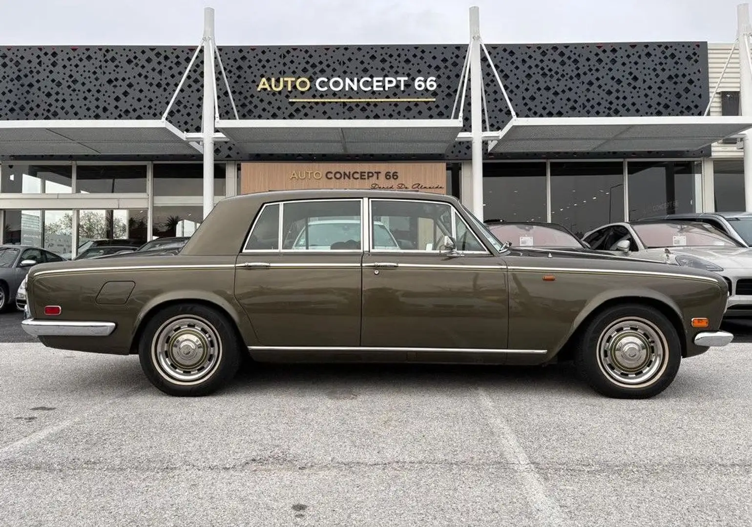 Rolls-Royce Silver Shadow Young Série 200ch Verde - 2