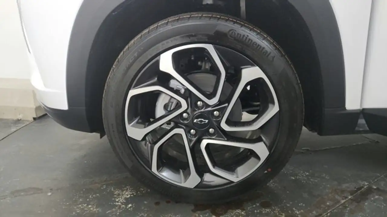 Chevrolet Trax снимка Chevrolet Trax