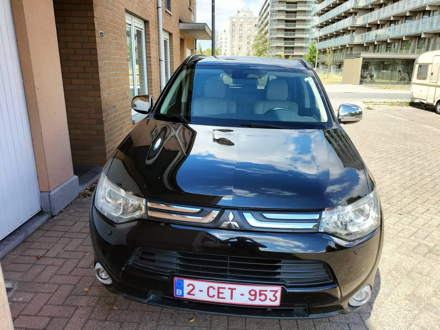 Mitsubishi Outlander 2.2 DI-D 4WD TC-SST 35 Jahre Zwart - 1
