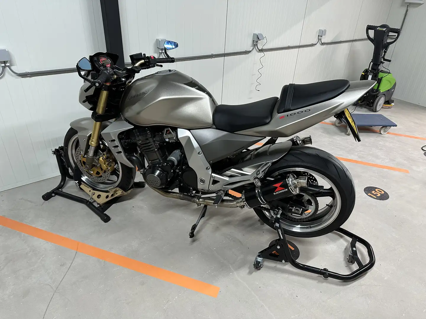 Kawasaki Z 1000 Brons - 1