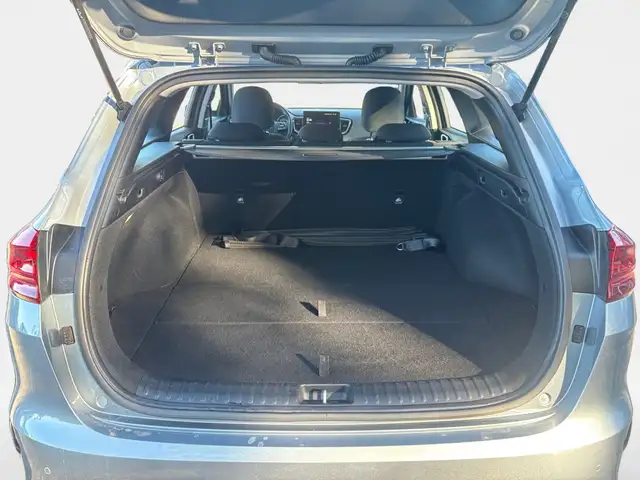 Kia Ceed view 11