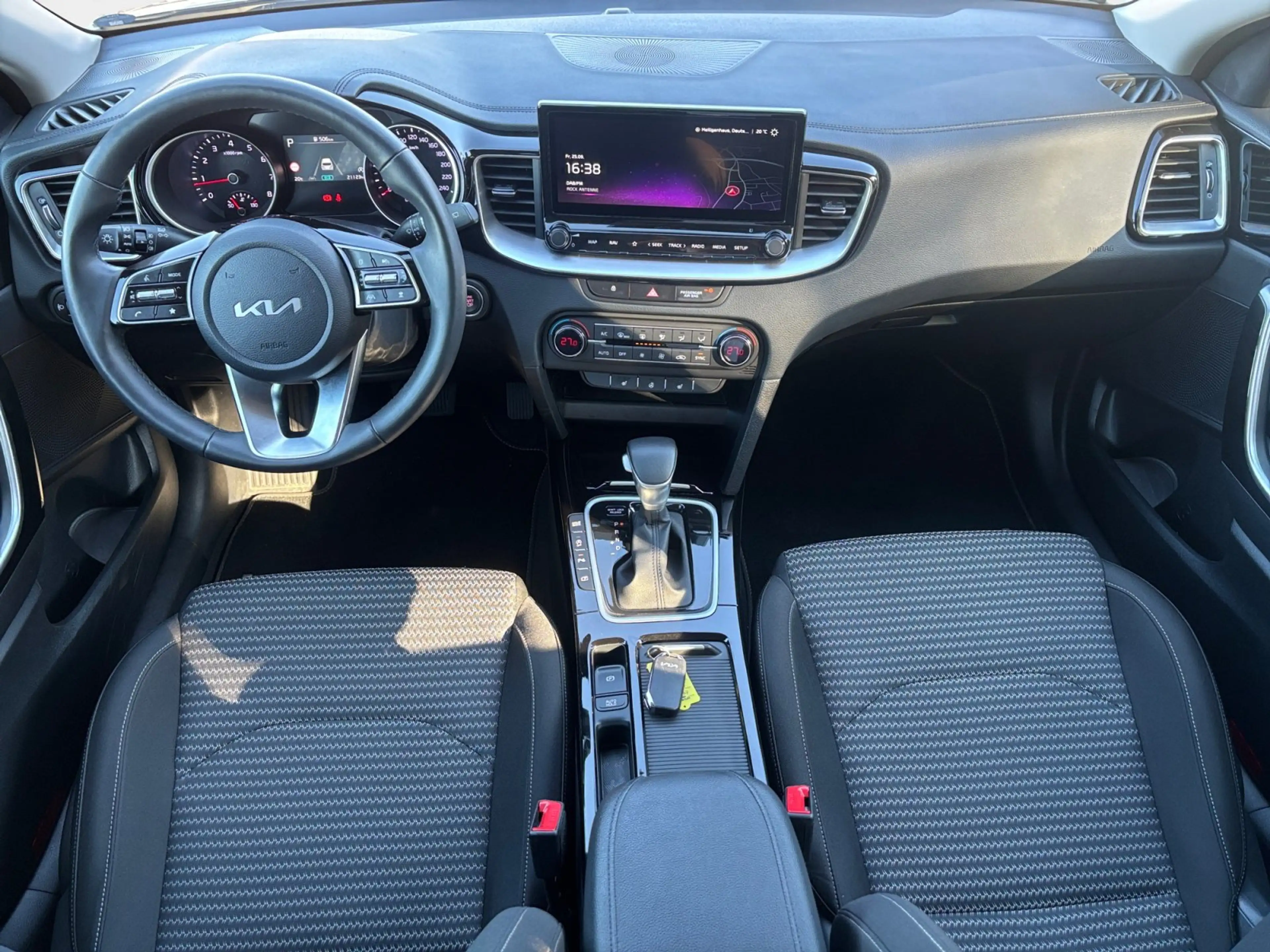 Kia Ceed SW / cee'd SW Ceed SW 1.5 Ultimate DCT+Navi+Kamera+PDCV+H — photo 9