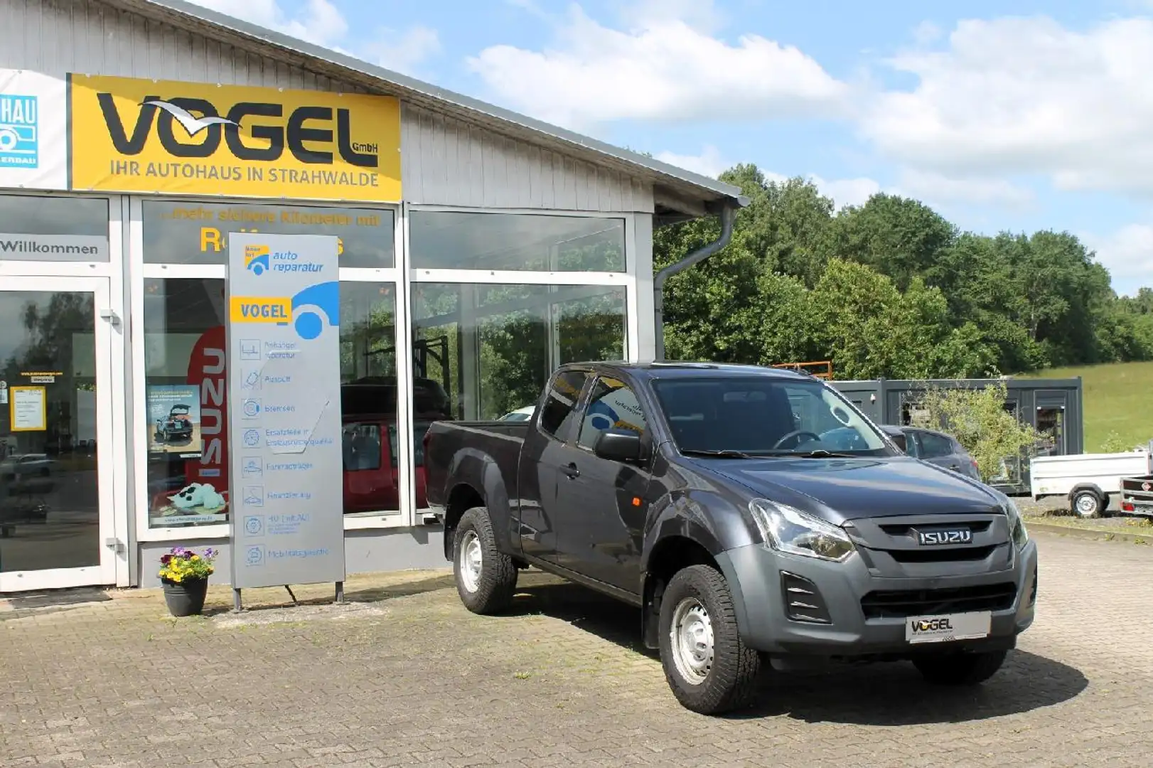 Isuzu D-Max Single Cab 4WD Basis Gris - 1