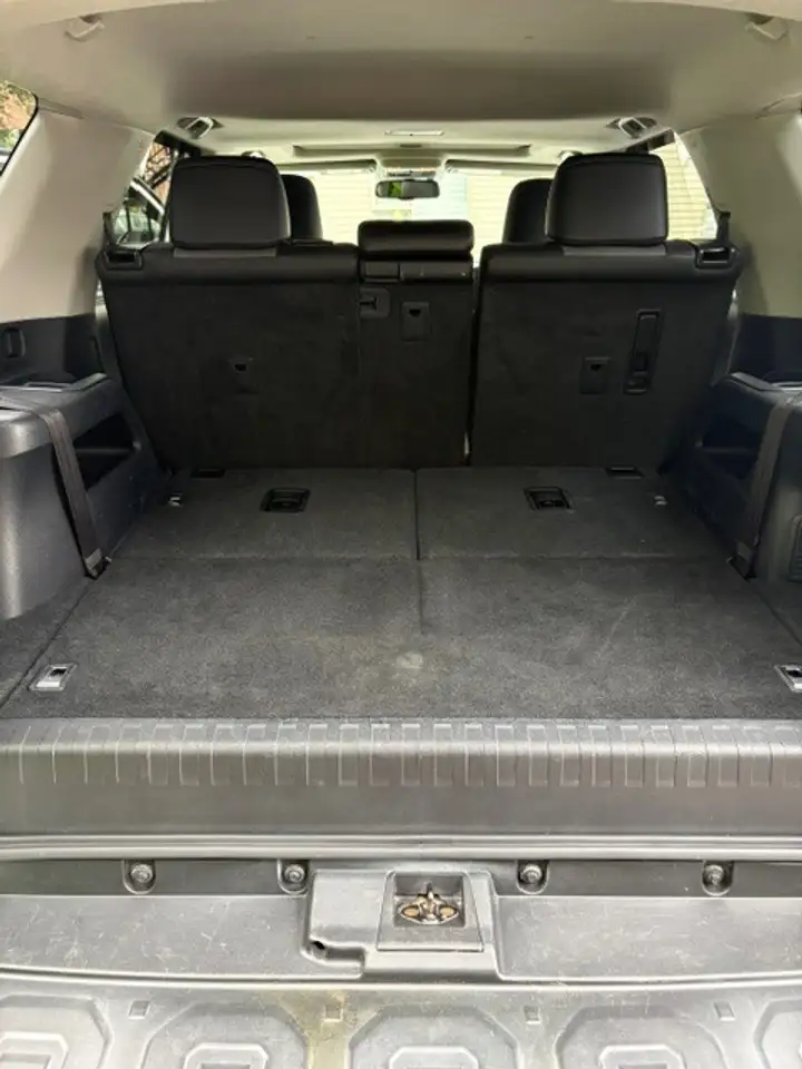 Toyota 4-Runner снимка Toyota 4-Runner
