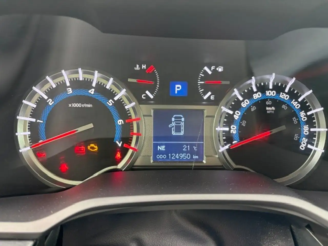 Toyota 4-Runner снимка Toyota 4-Runner