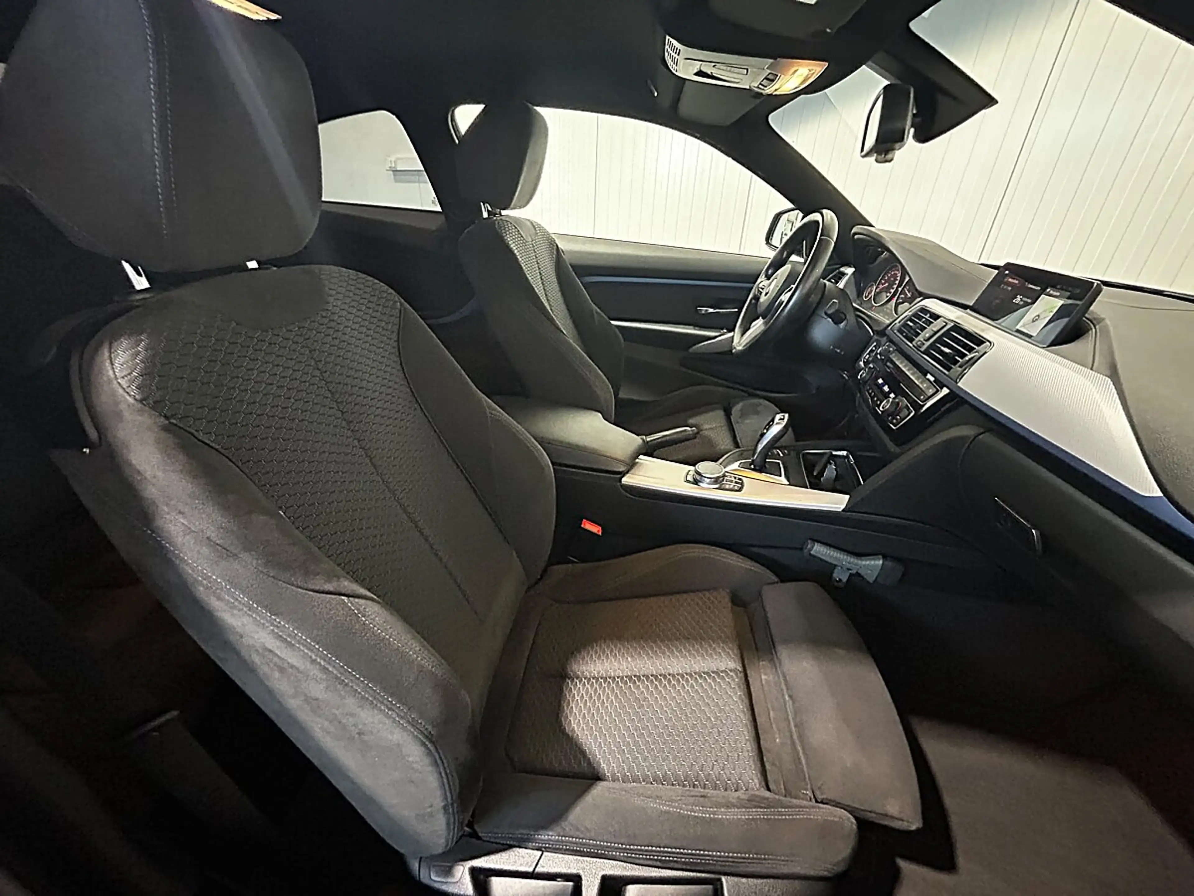 BMW 418 i Coupe M Sport Aut.//M-PAKET// — photo 11