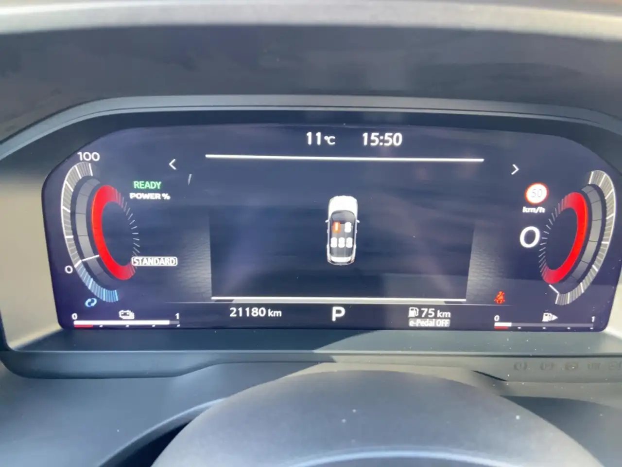 Nissan X-Trail TEKNA 213PS Automatik 4x4 360° Winter/HUD 10