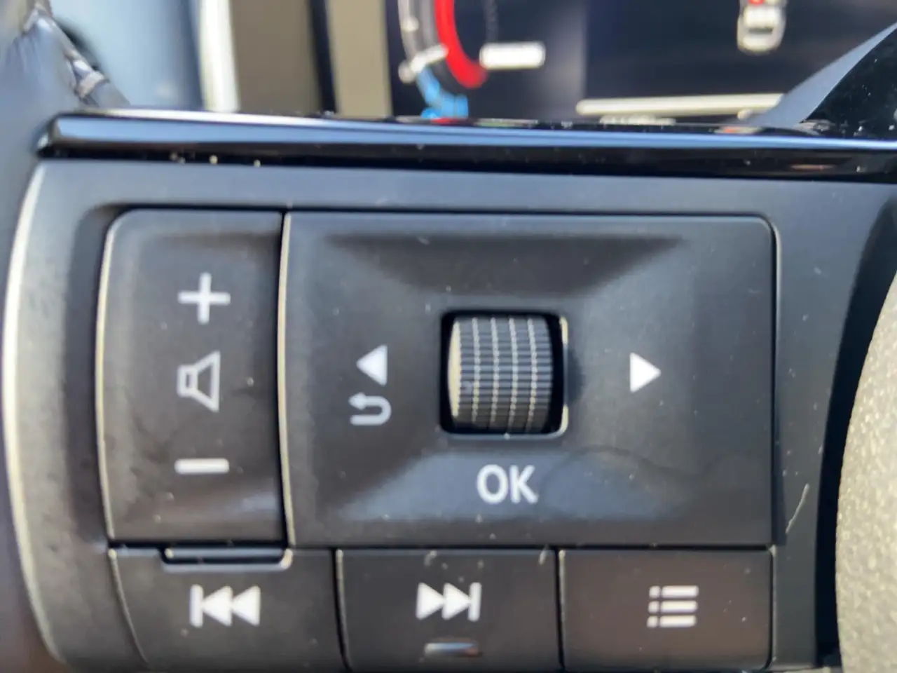 Nissan X-Trail TEKNA 213PS Automatik 4x4 360° Winter/HUD 11