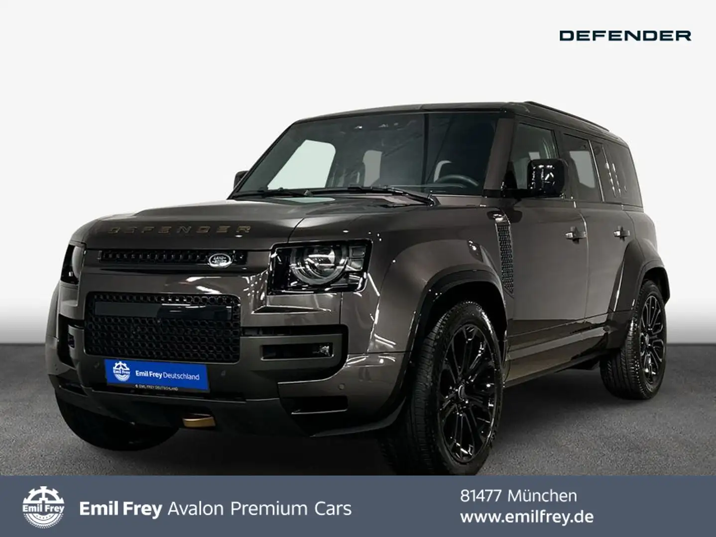 Land Rover Defender 110 P635 OCTA Grijs - 1