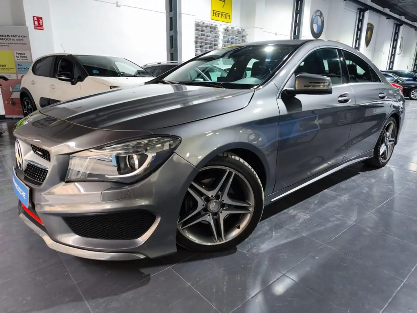Mercedes-Benz CLA 220 d Gris - 1