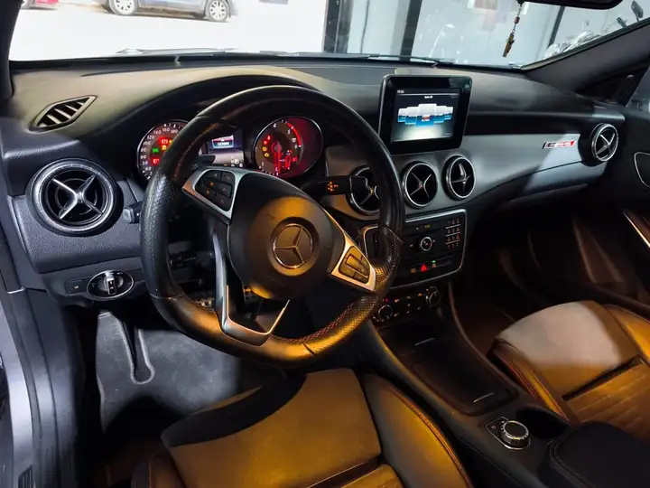 Mercedes-Benz CLA 2017, foto 9