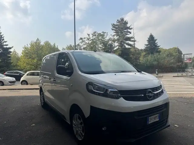Opel Vivaro anno 2020 euro 6d tenp evap