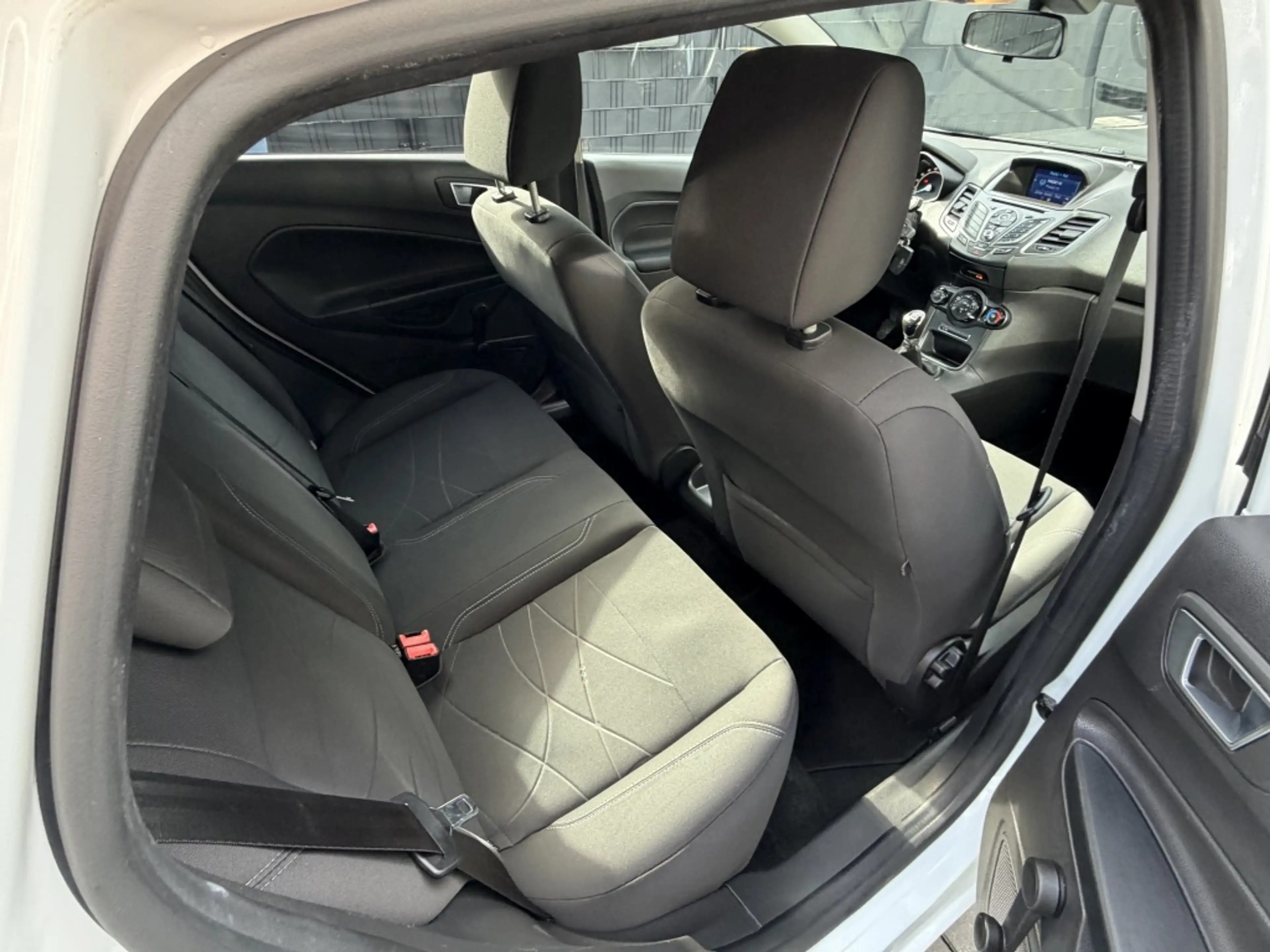 Ford Fiesta 1.0 White Edition| AIRCO| LM| NAP| NIEUWE RIEM| LE — photo 13