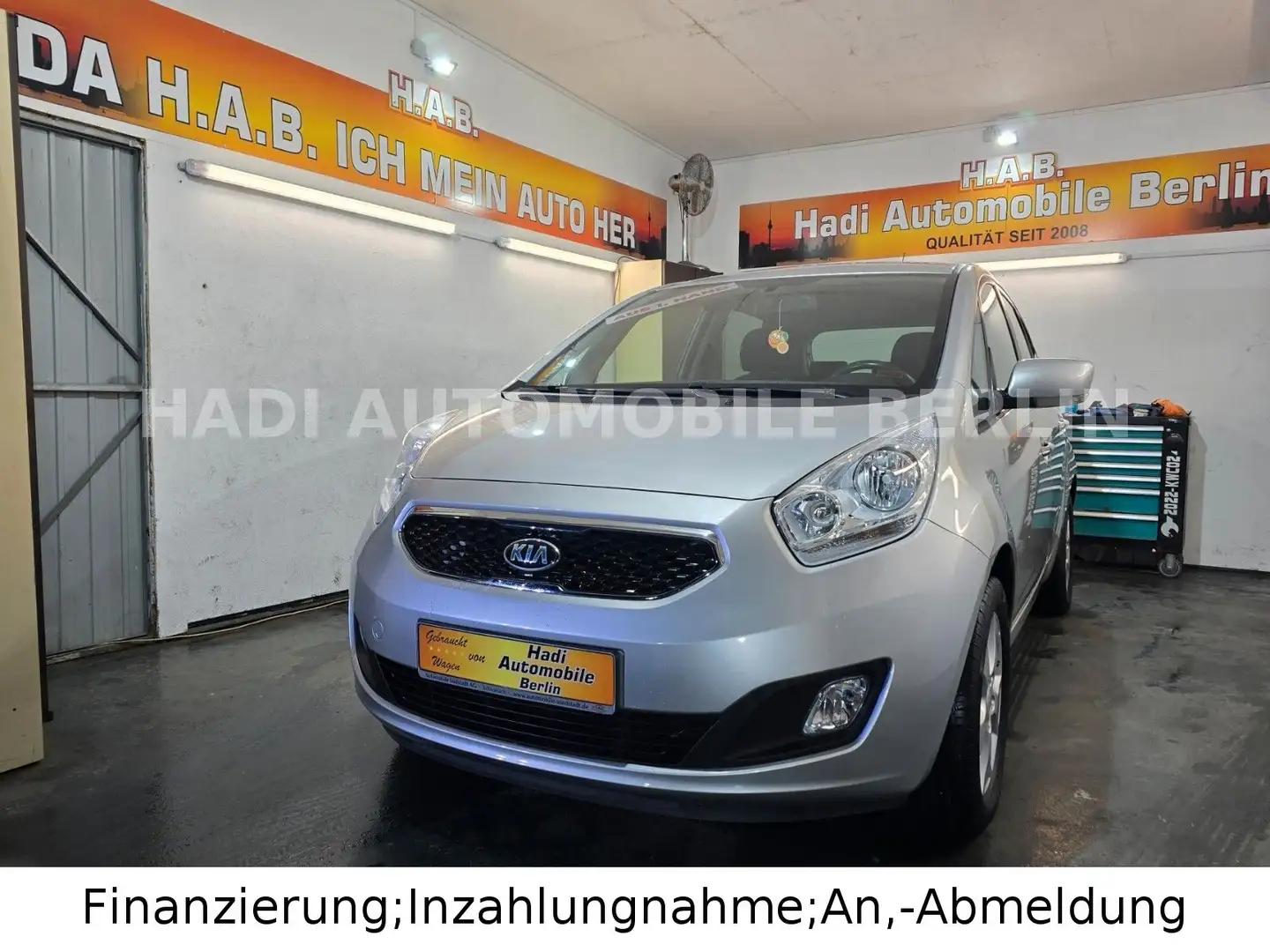 Kia Venga Dream Team/1.Hand/TÜV/Garantie/Wenig KM Argent - 1