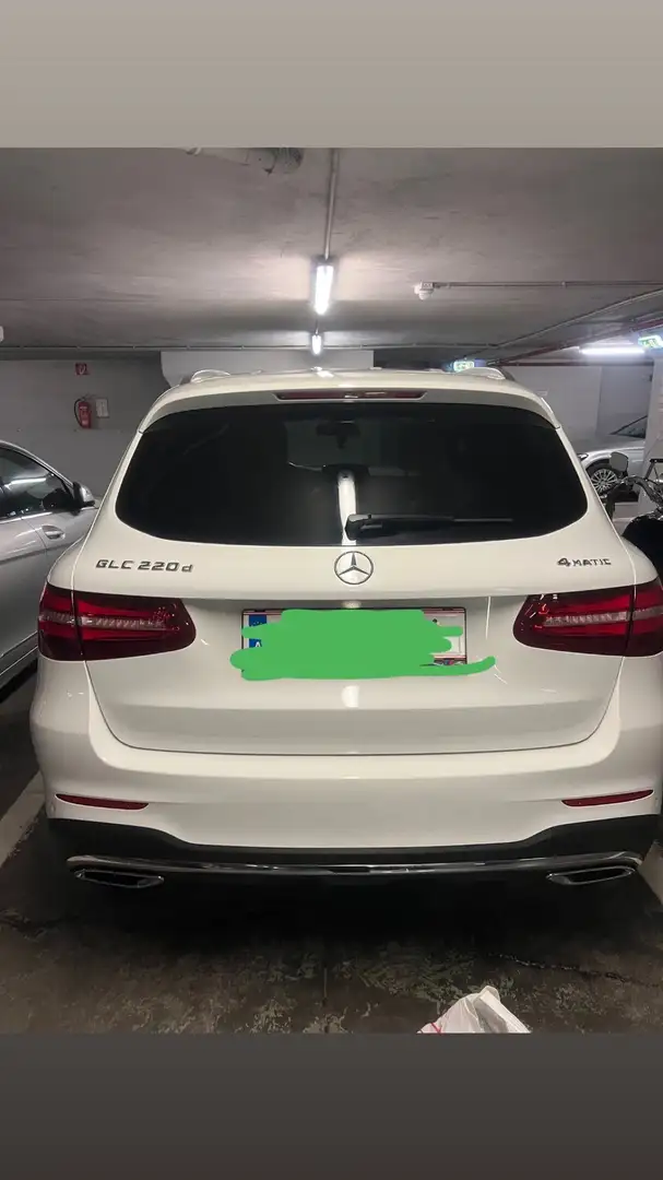 Mercedes-Benz GLC 220 - 1