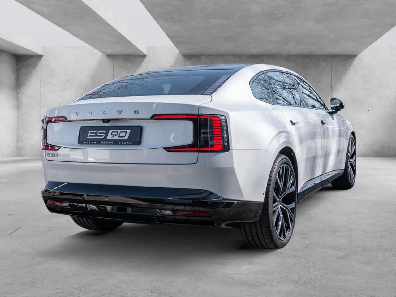 Volvo ES90 2026