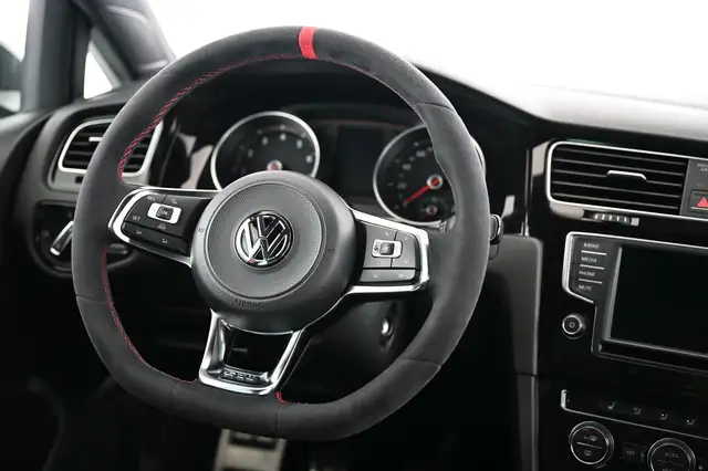 Volkswagen Golf view 21