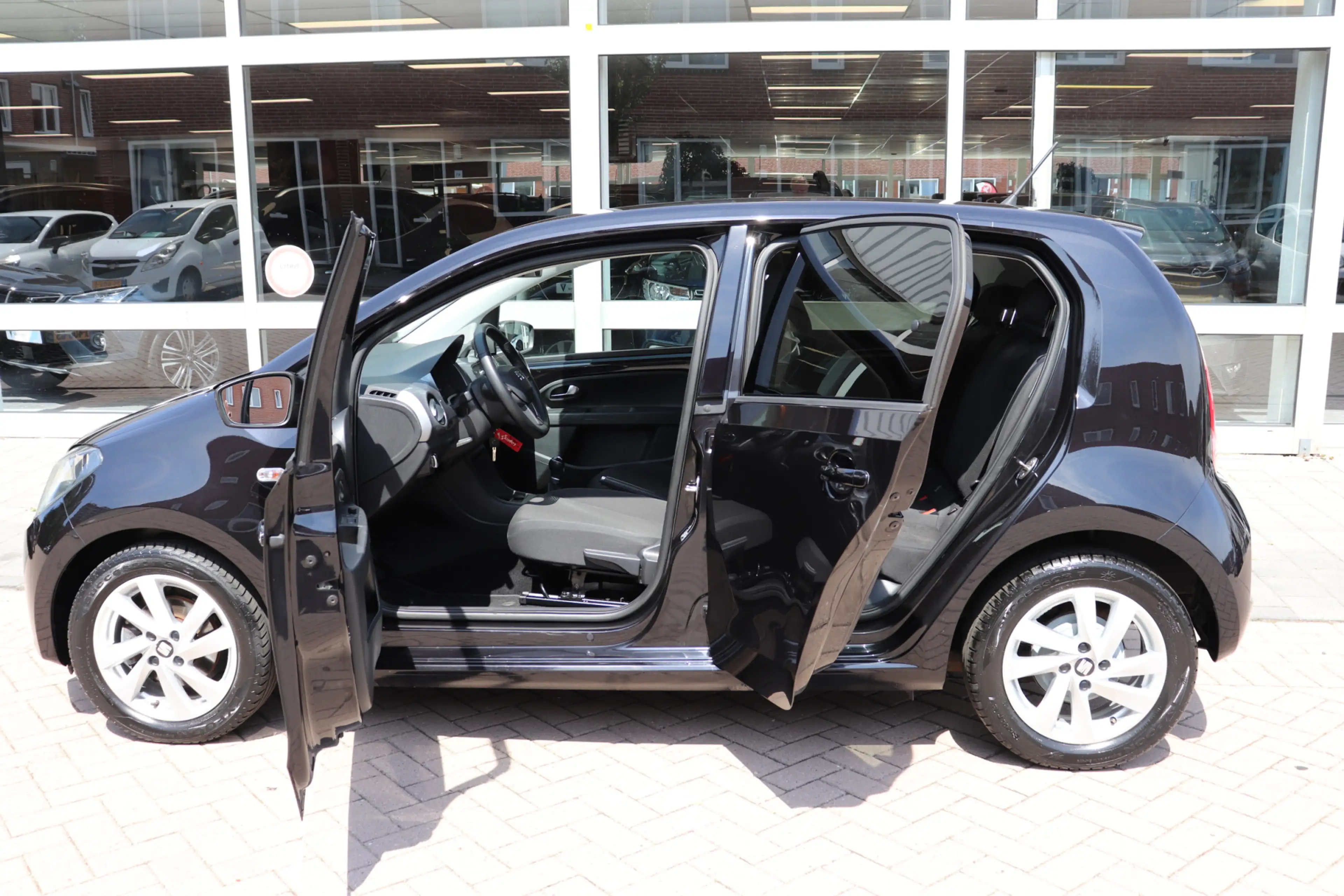 SEAT Mii 1.0 Sport Dynamic Airco, dealeronderhouden, naviga — photo 9