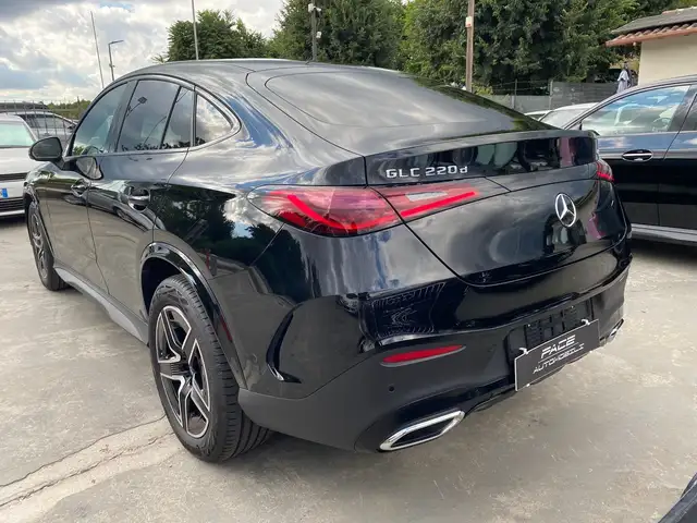 Mercedes-Benz GLC view 14