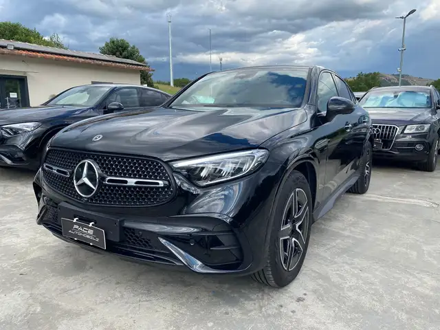 Mercedes-Benz GLC view 5