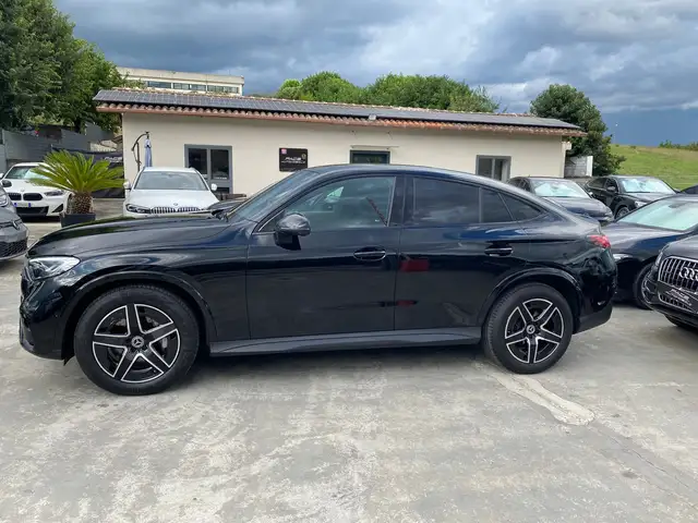 Mercedes-Benz GLC view 7