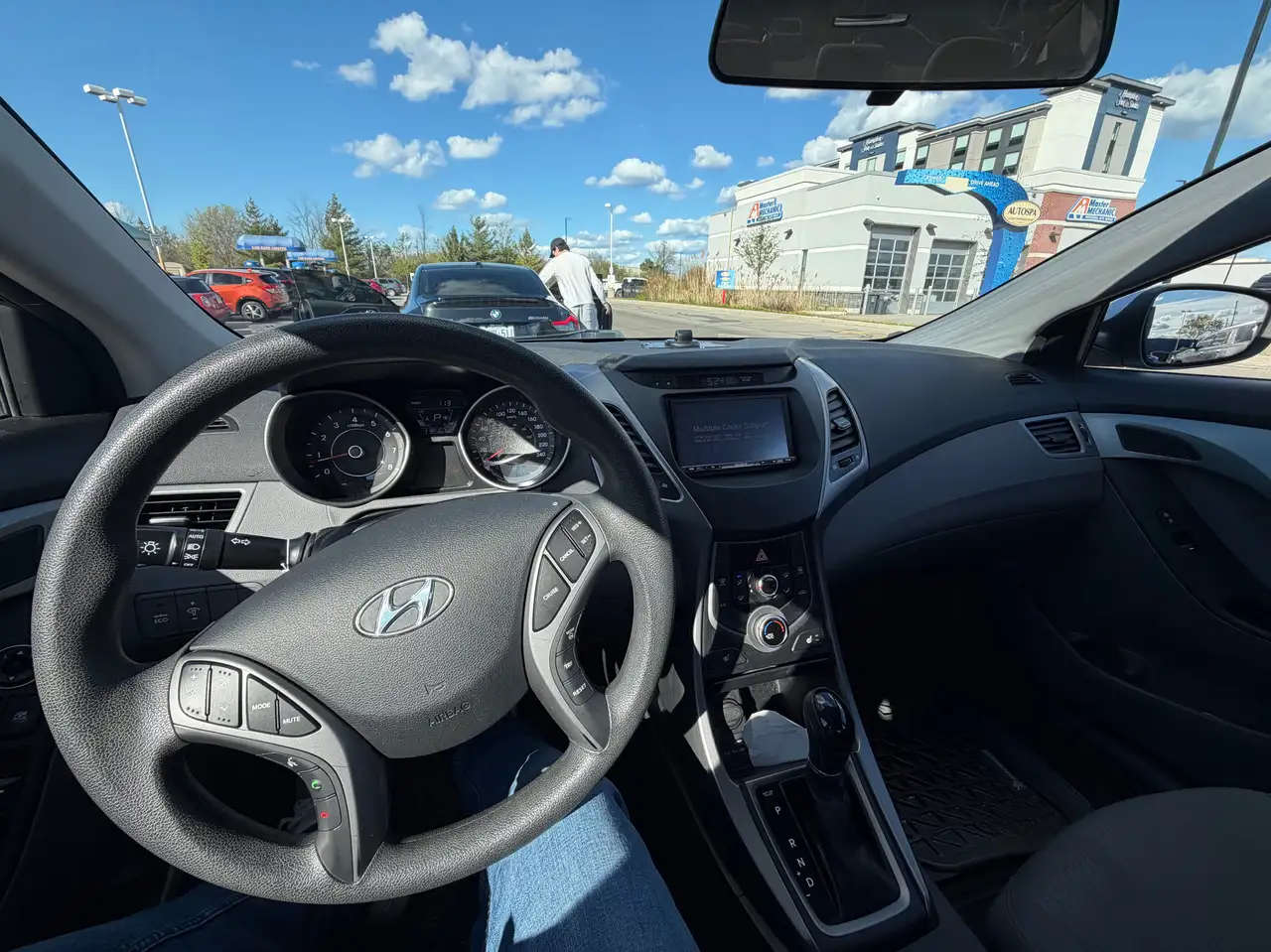 Hyundai ELANTRA снимка Hyundai ELANTRA
