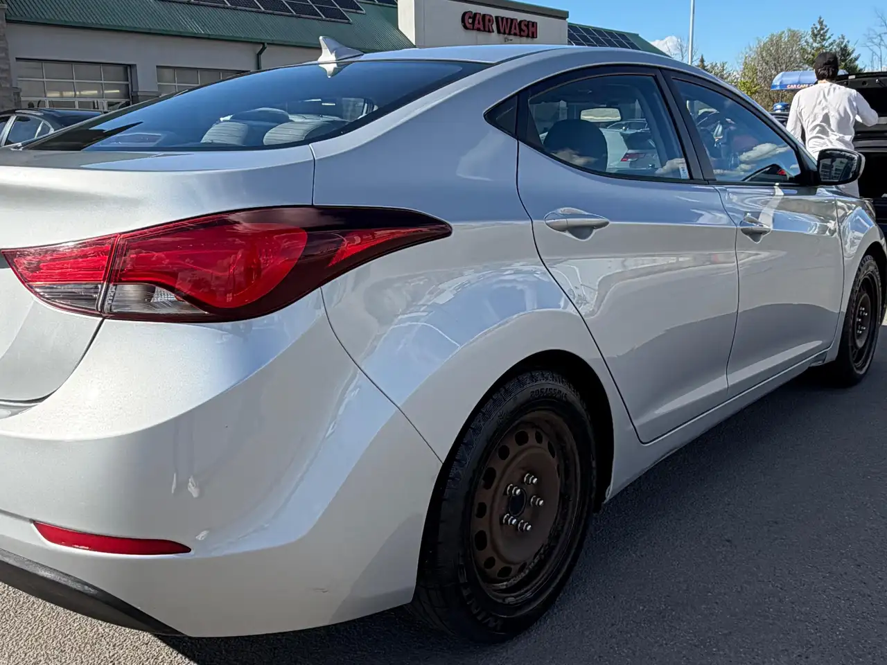 Hyundai ELANTRA снимка Hyundai ELANTRA