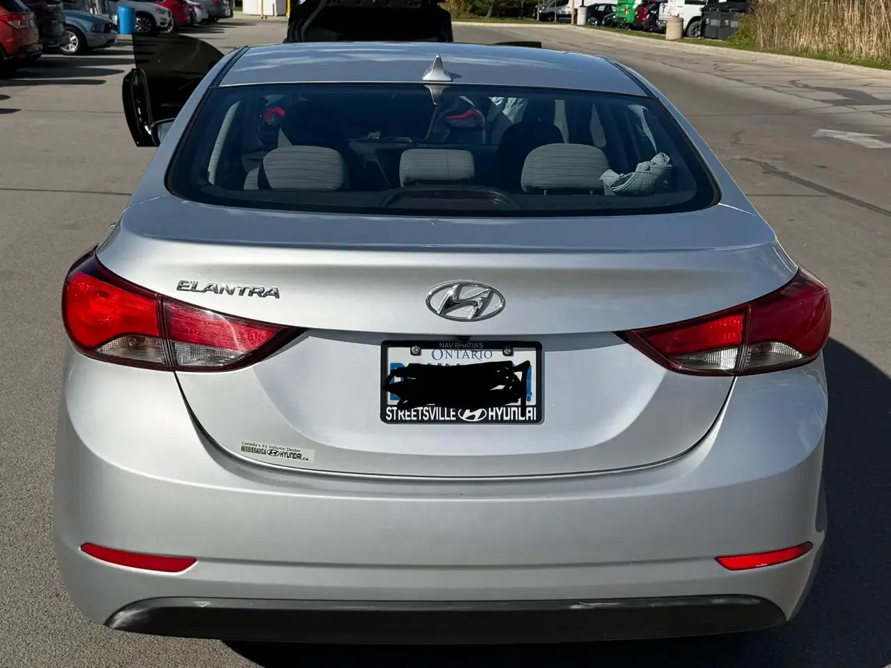 Hyundai ELANTRA снимка Hyundai ELANTRA
