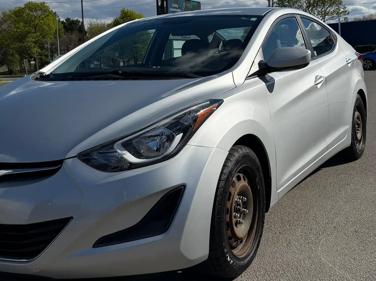 Hyundai ELANTRA снимка Hyundai ELANTRA