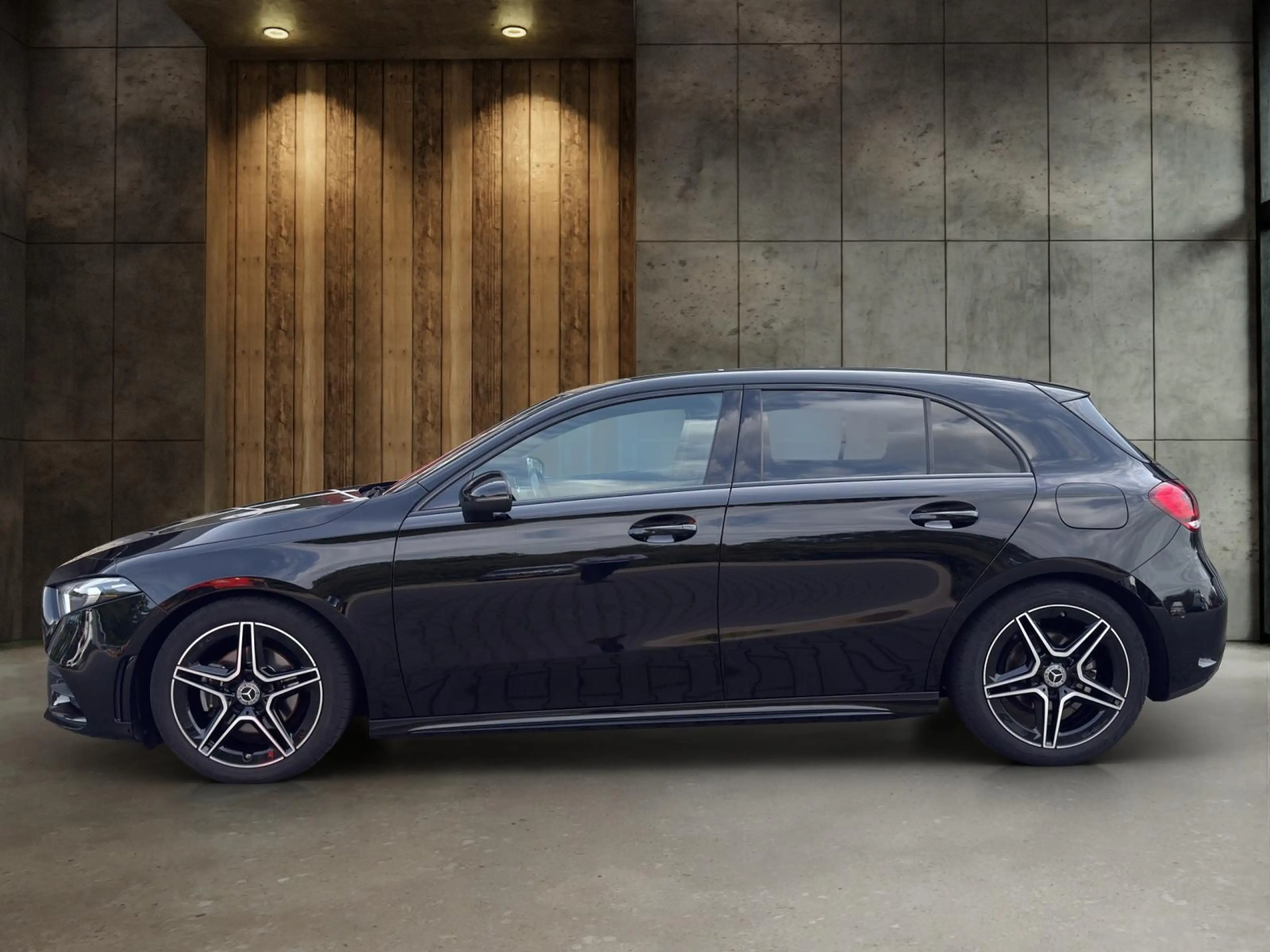 Mercedes-Benz A 180 Business Solution AMG — photo 3