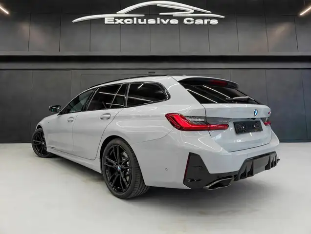BMW 3 Series view 7