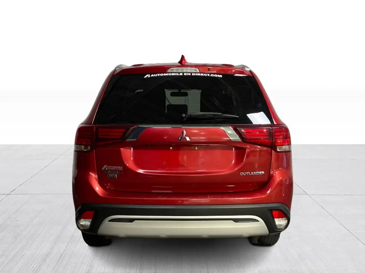 Mitsubishi Outlander снимка Mitsubishi Outlander