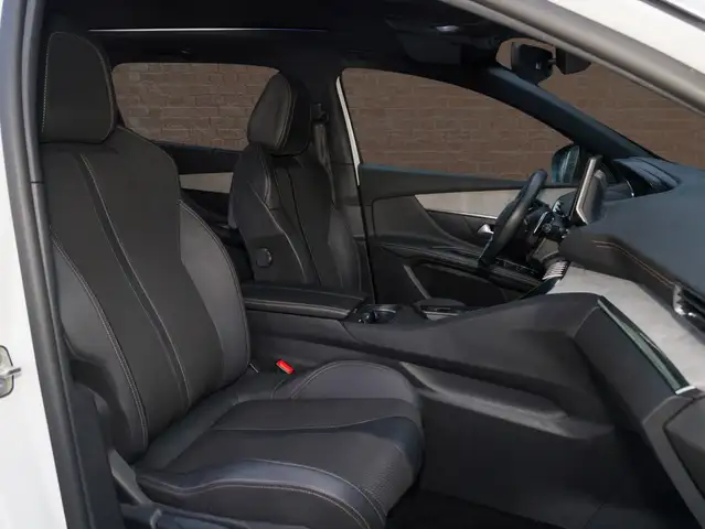 Peugeot 5008 view 8