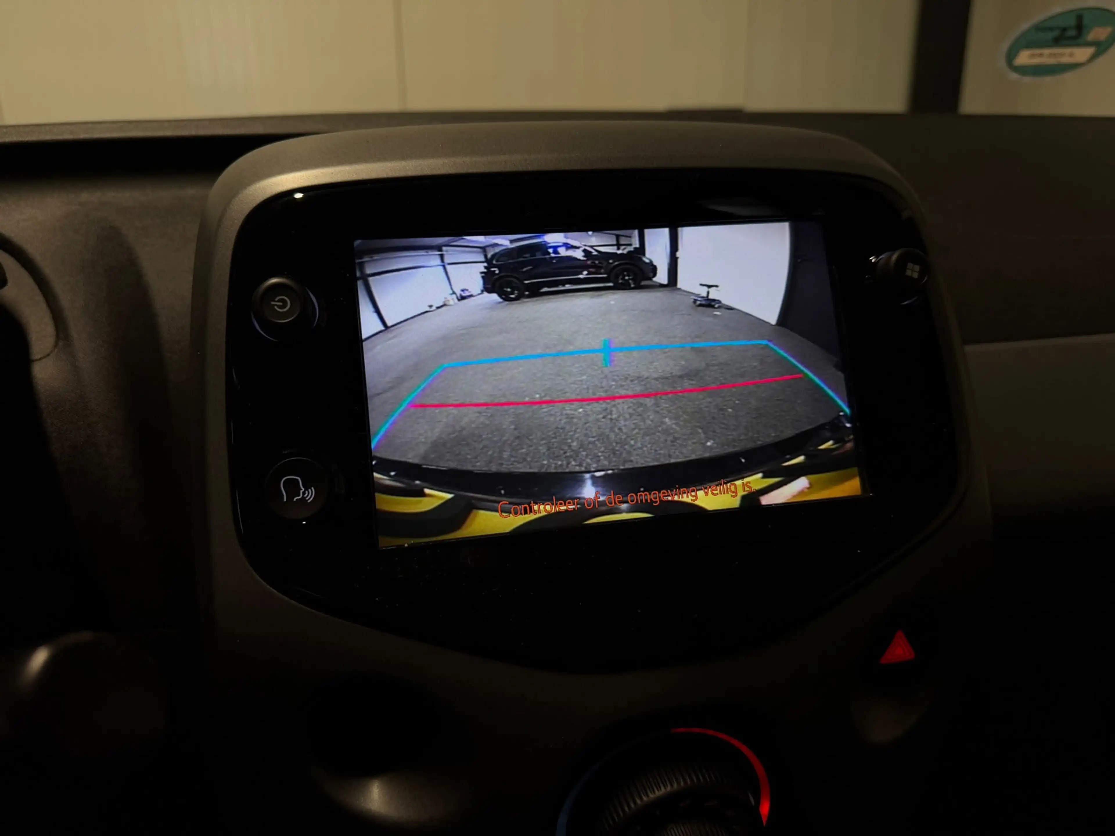 Toyota Aygo 1.0 VVT-i x-play NAVI NL Auto NAP Camera Cruise — photo 15