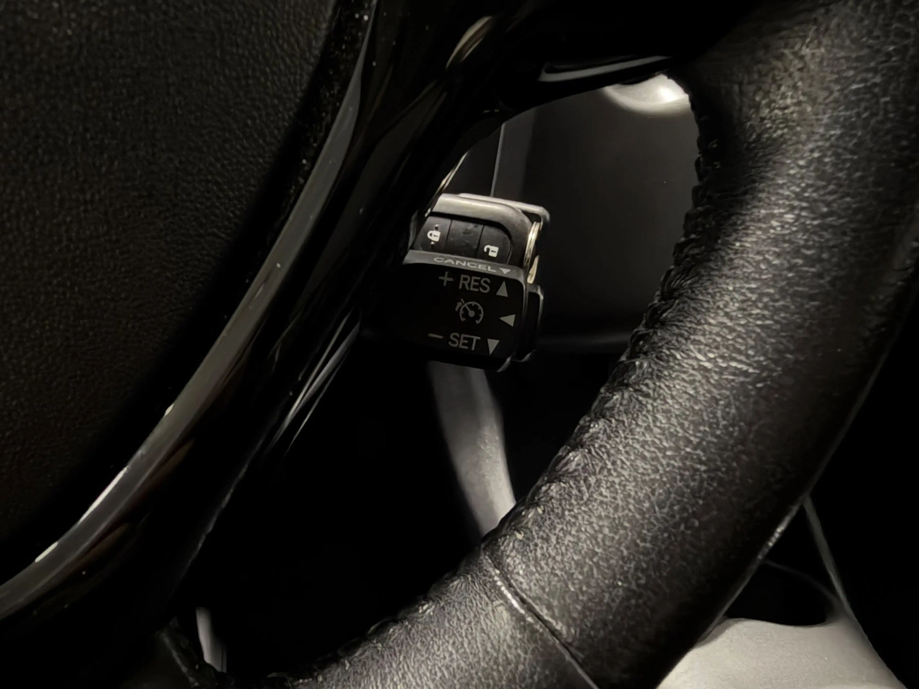 Toyota Aygo 1.0 VVT-i x-play NAVI NL Auto NAP Camera Cruise — photo 12