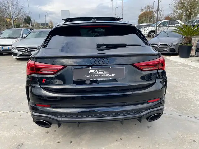 Audi RS Q3 view 13