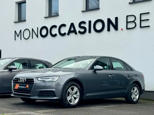 Audi A4 2.0 TDi CUIR SIEGES CHAUFFANT GPS PHARES FULL LED