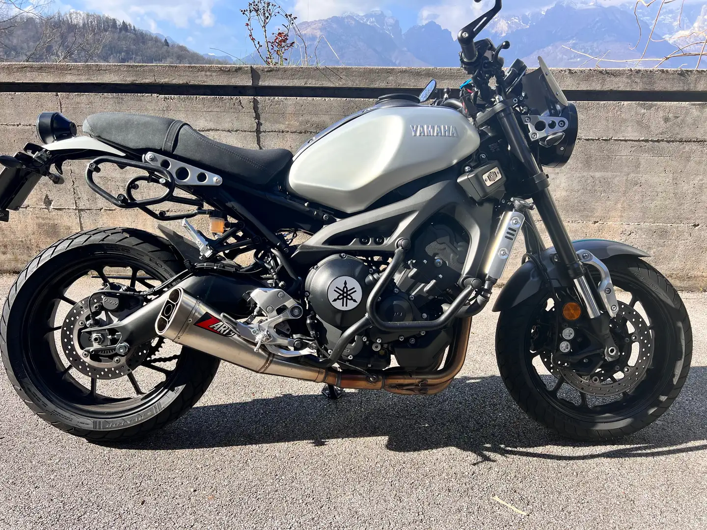 Yamaha XSR 900 - 1