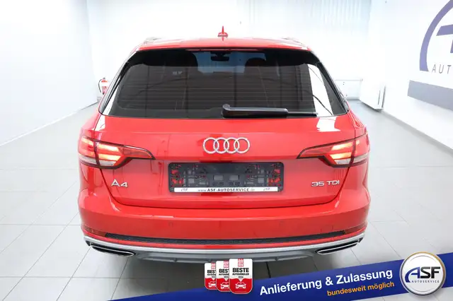 Audi A4 Avant view 8