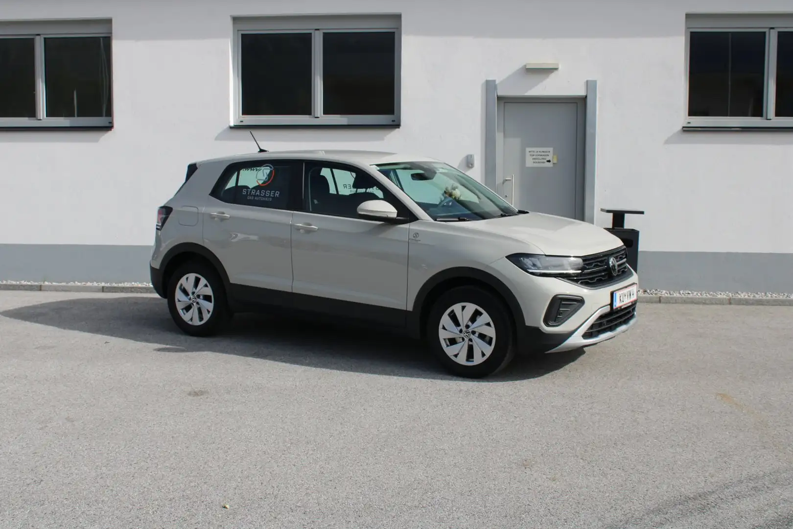 Volkswagen T-Cross 4Me TSI Grau - 1