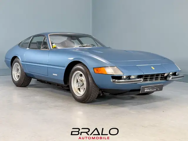 Ferrari Daytona Red Book, Classiche, Villa d'Este