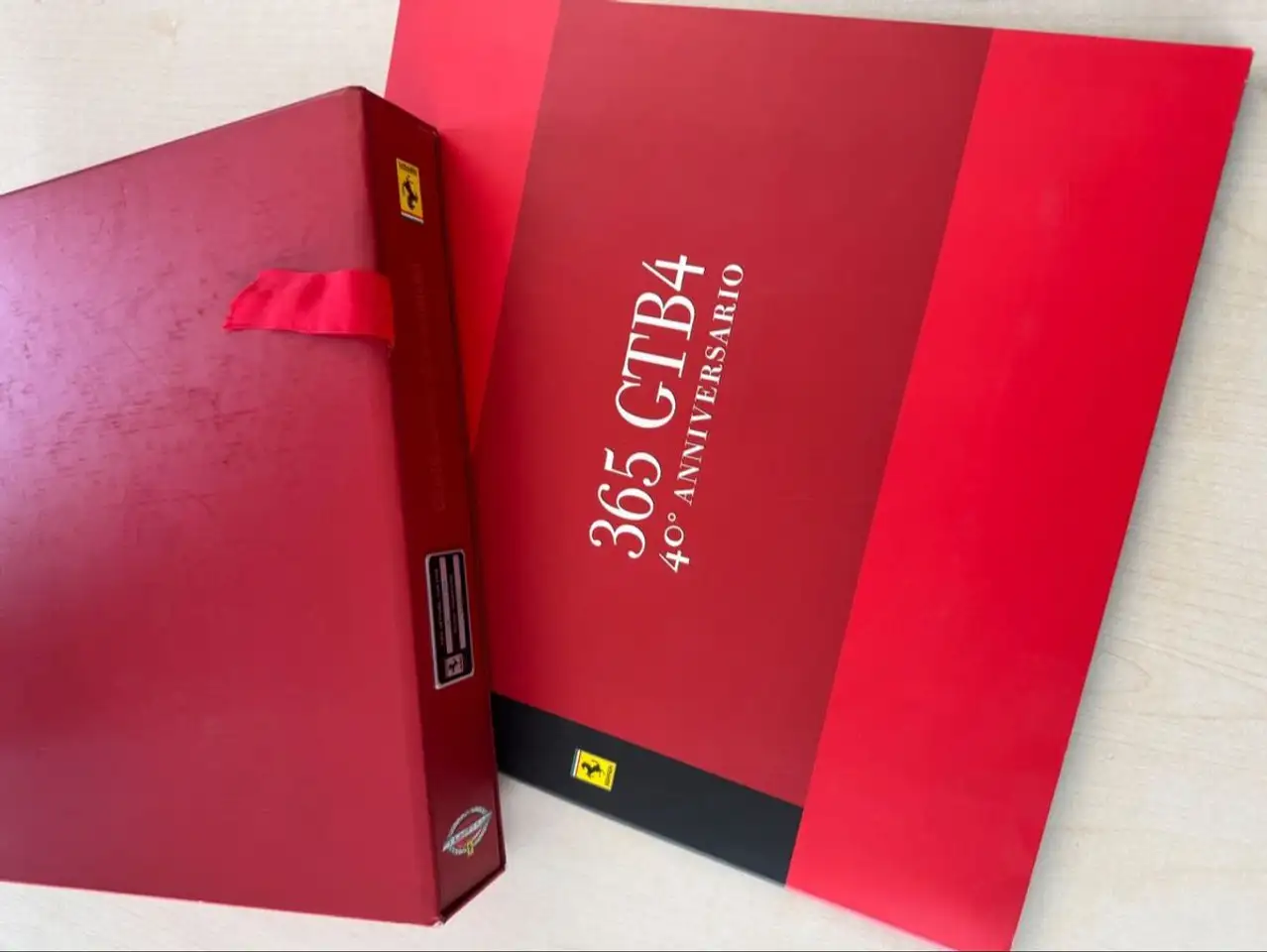 Ferrari Daytona Red Book, Classiche, Villa d'Este, foto 2