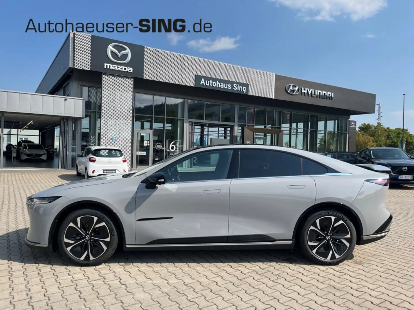 Mazda 6 EV 68,8kWh Takumi Plus 360°HeadUP Sony Pano Grau - 2