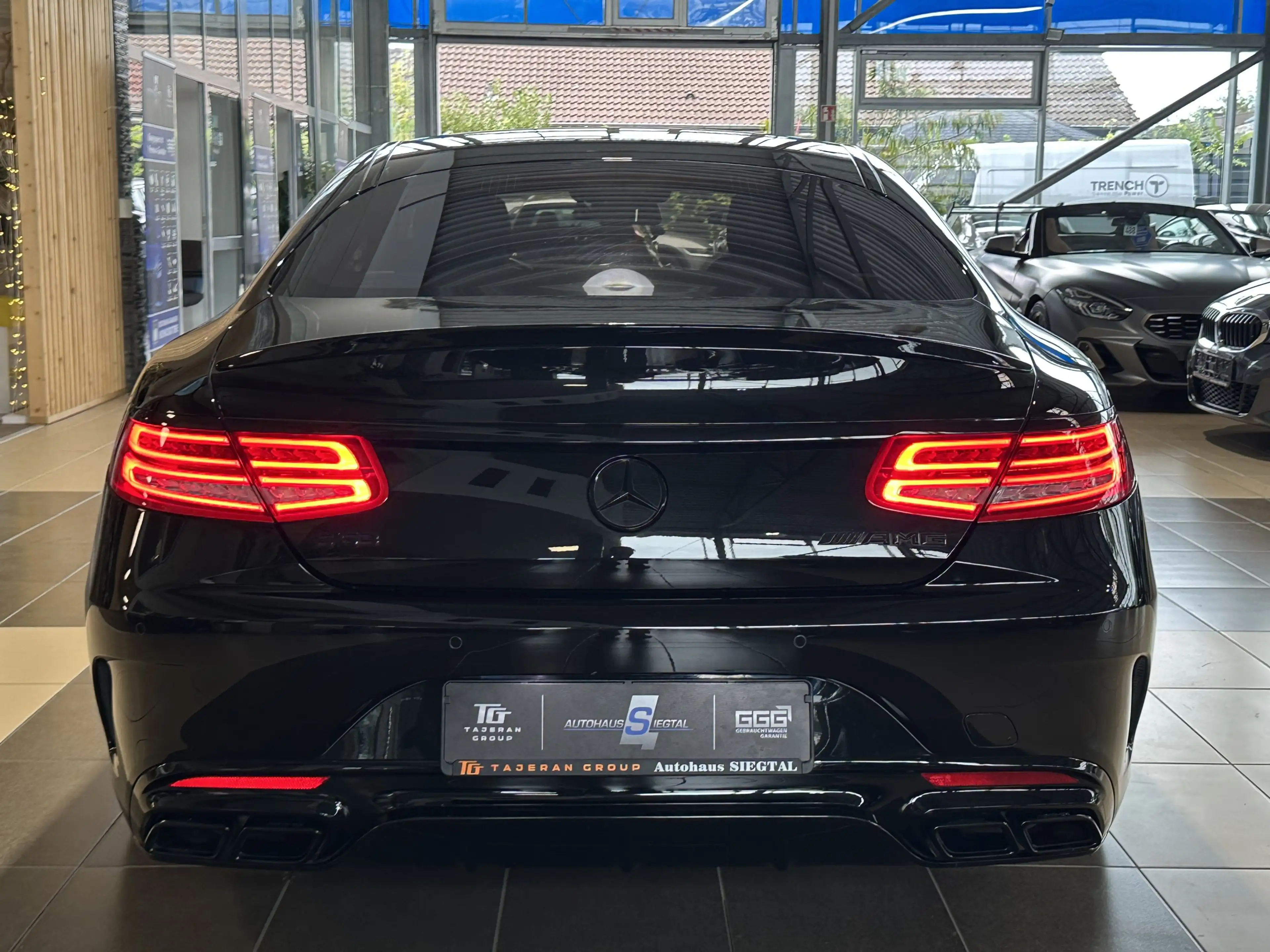 Mercedes-Benz S 63 AMG 4Matic+ Leder Pano HUD ACC Night Vision — photo 5