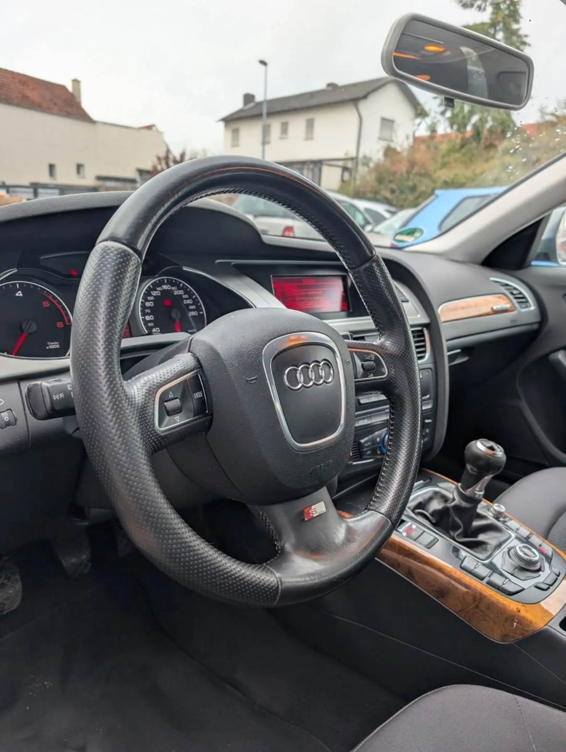 Audi A4 2.0 TDI (DPF) Attraction — photo 10