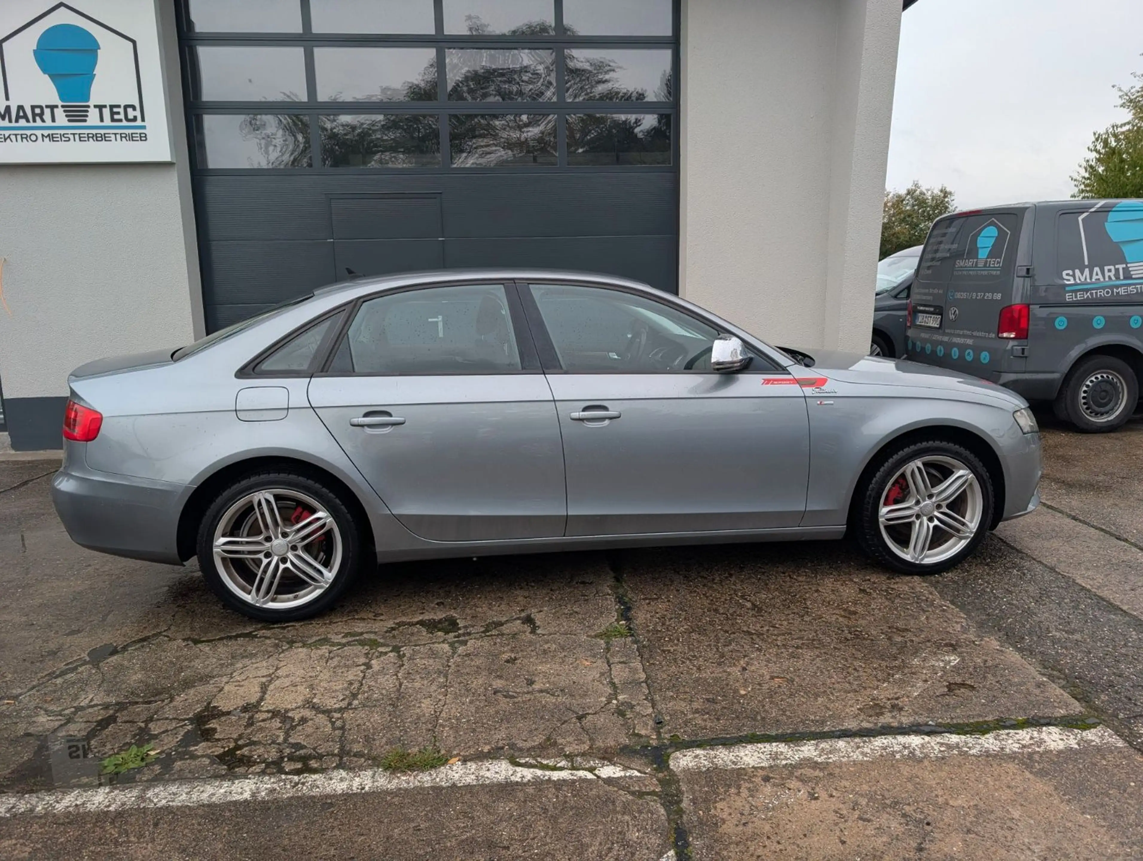 Audi A4 2.0 TDI (DPF) Attraction — photo 3
