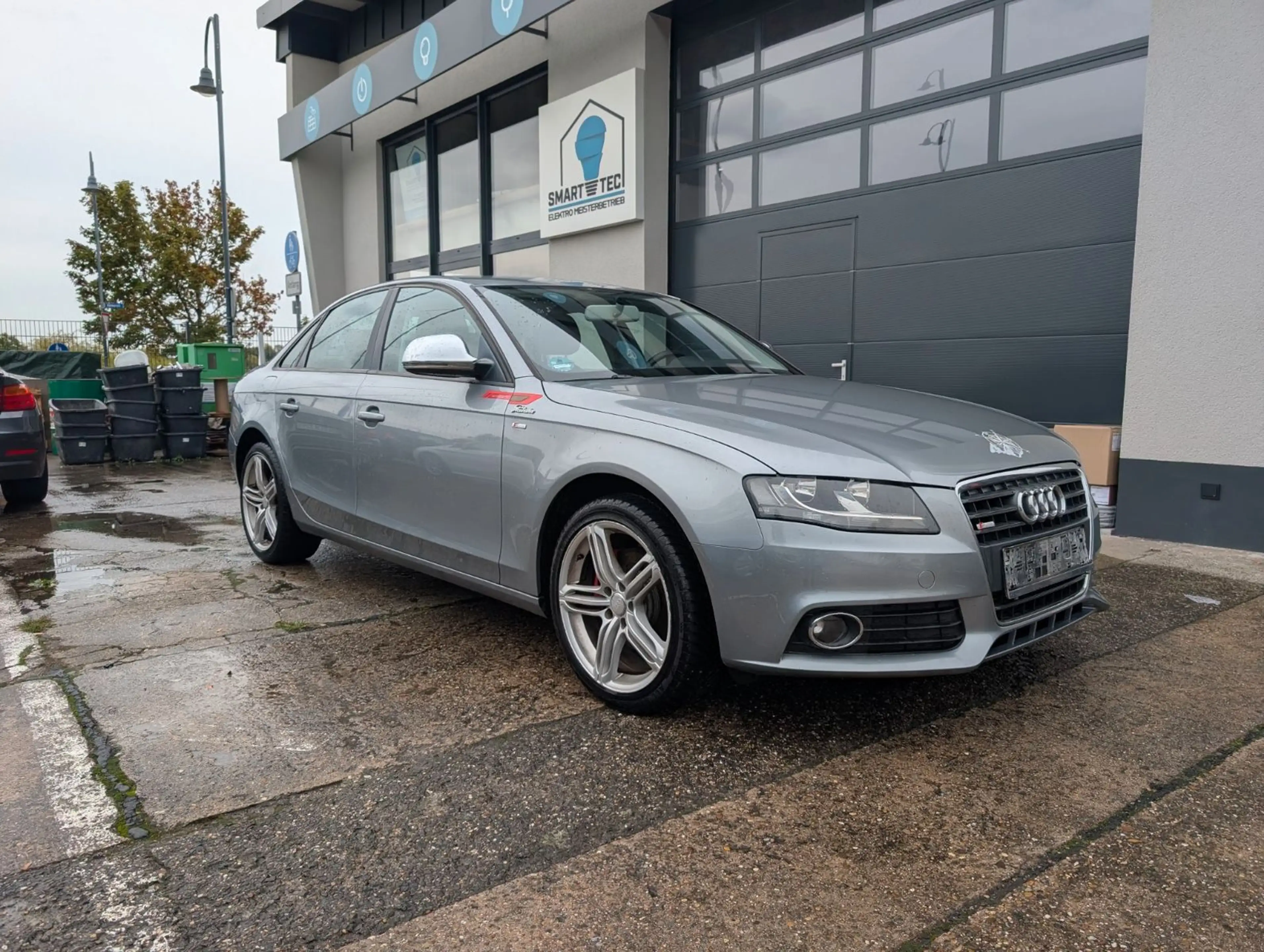 Audi A4 2.0 TDI (DPF) Attraction — photo 2