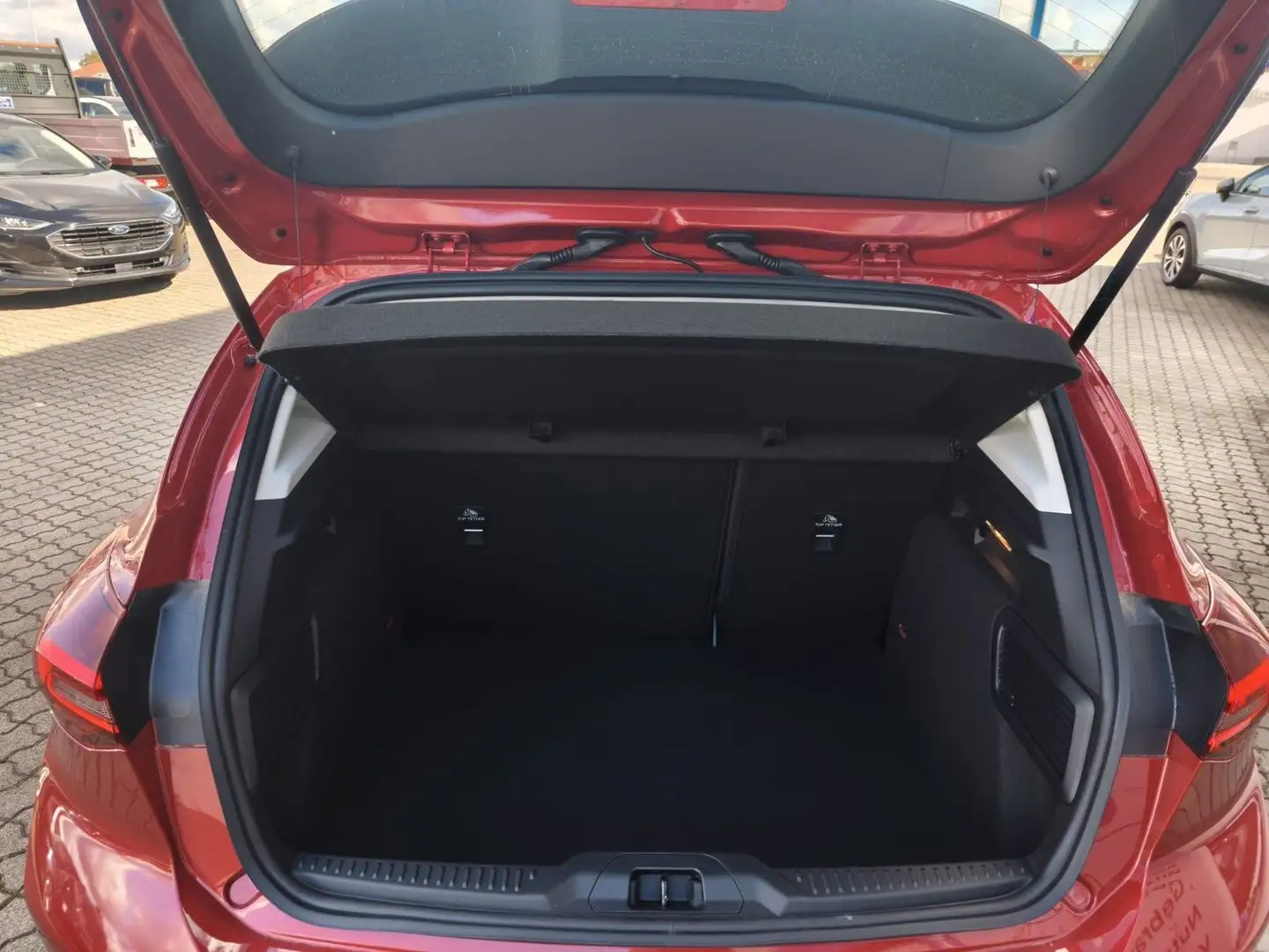 Ford Focus Active 1.5L EcoBlue AT B&O WiPa ParkAss Rot - 2